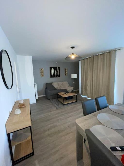 Superbe Appartement Tres Confortable Serris Ngoại thất bức ảnh