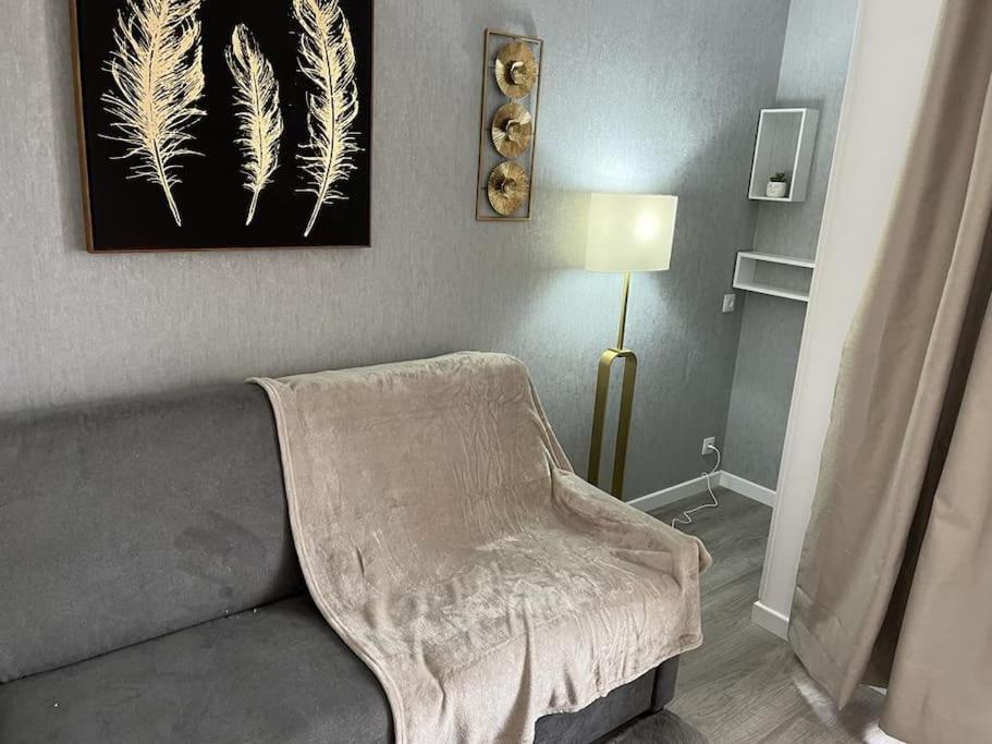 Superbe Appartement Tres Confortable Serris Ngoại thất bức ảnh