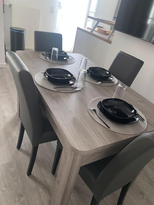 Superbe Appartement Tres Confortable Serris Ngoại thất bức ảnh